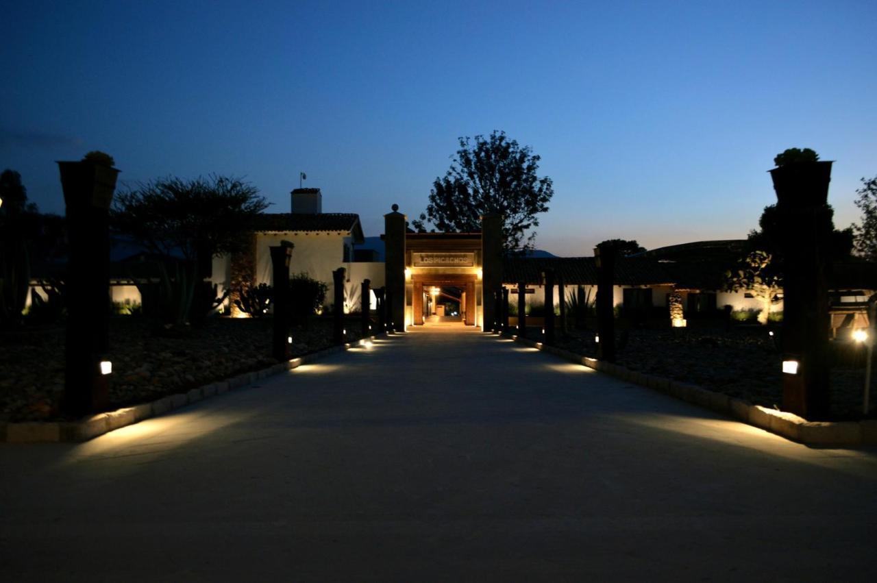 Hacienda Los Picachos Alcocer Exterior photo
